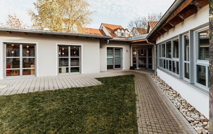 Slider im Kopf der Homepage der Kindertagesstätten Burgebrach - St. Vitus mit Verlinkung